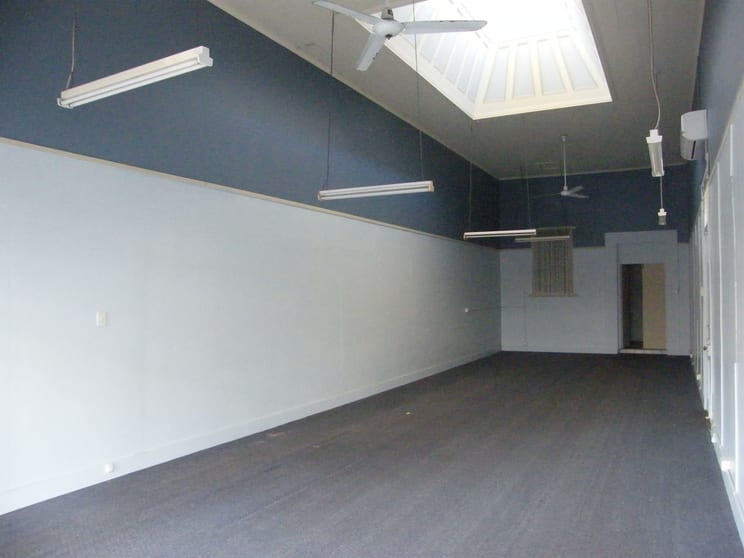 203 Bazaar Street Maryborough QLD 4650 - Image 2