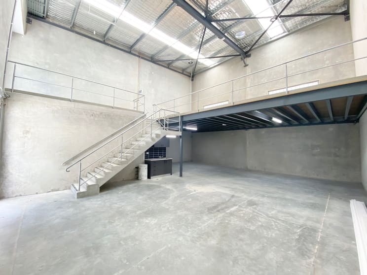 Click to view all images 12/7 Daisy St Revesby NSW 2212 - Image 2