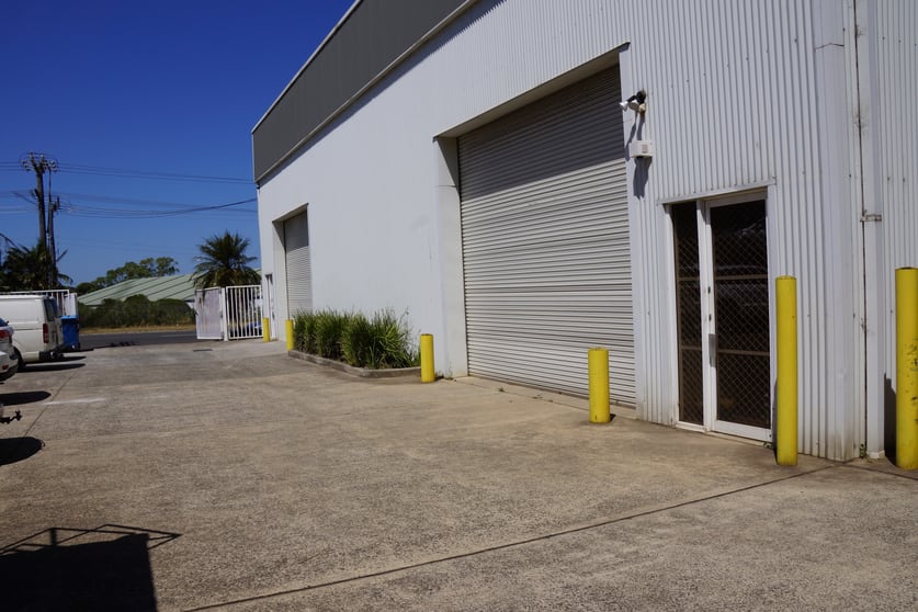 Click to view all images 2/2 Lady Penrhyn Drive Unanderra NSW 2526 - Image 1