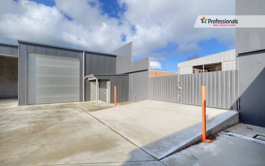 Unit 3,/3 Nakina Street Centennial Park WA 6330 - Image 3