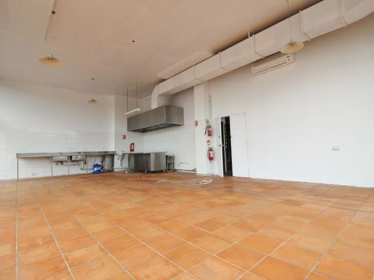 Click to view all images Shop 1/414 Gardeners Road Rosebery NSW 2018 - Image 3