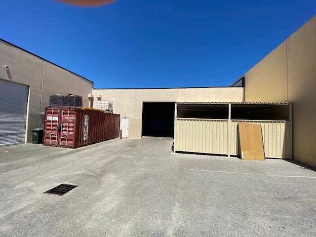 Click to view all images 1/50 Reserve Drive Mandurah WA 6210 - Image 3