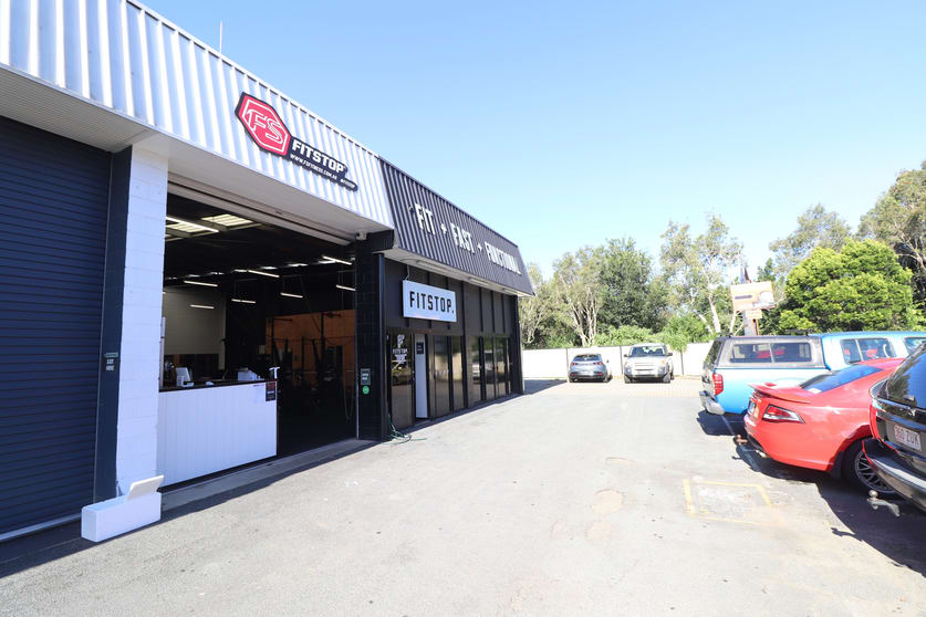 Click to view all images Old Pacific Highway Oxenford QLD 4210 - Image 1