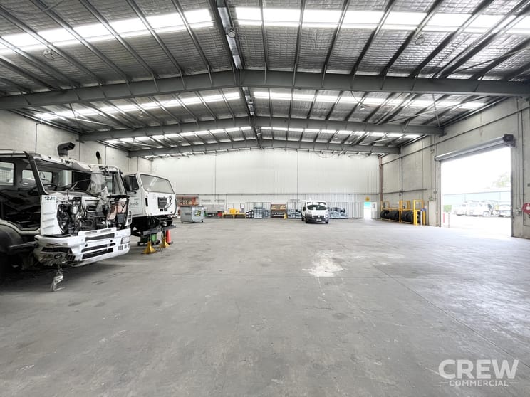 Click to view all images 5-7 Titanium Court Crestmead QLD 4132 - Image 2