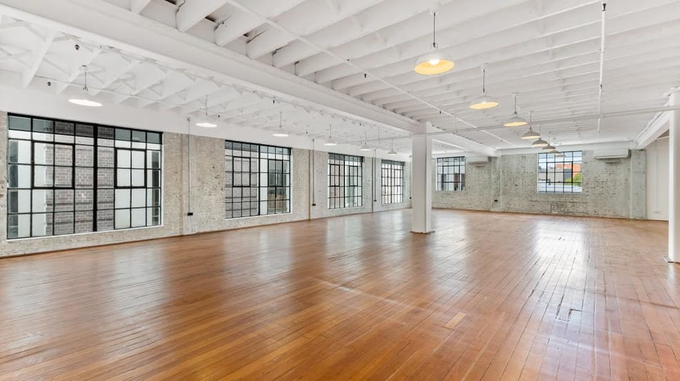 Click to view all images 2/104 Commonwealth St Surry Hills NSW 2010 - Image 1