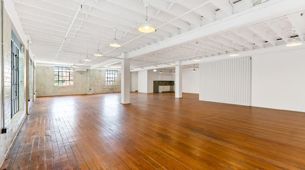 Click to view all images 2/104 Commonwealth St Surry Hills NSW 2010 - Image 2