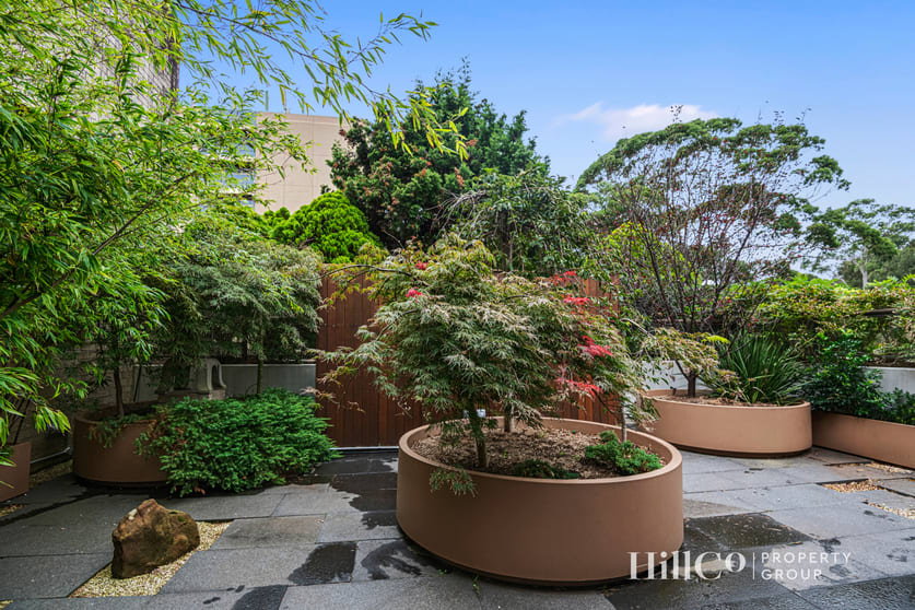 Click to view all images Suite 3/2 New Mclean Street Edgecliff NSW 2027 - Image 3