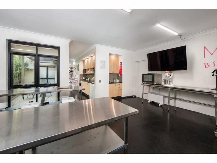 Click to view all images 66 Darling Street Balmain East NSW 2041 - Image 3