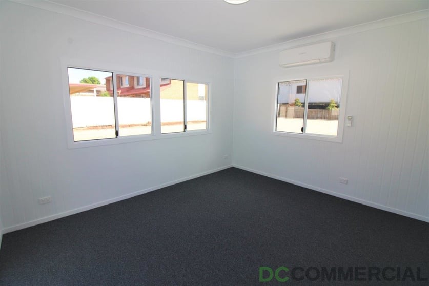 Click to view all images 2/29 Hill Street Toowoomba City QLD 4350 - Image 1