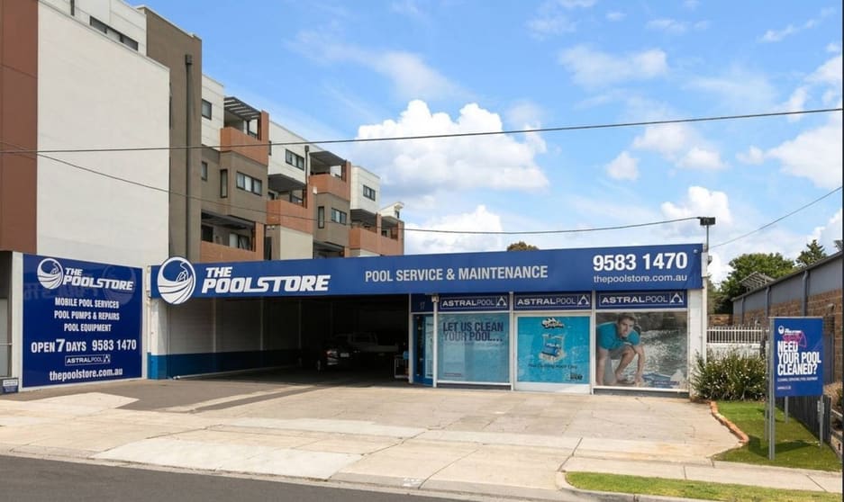 Click to view all images 17 Balcombe Road Mentone VIC 3194 - Image 1