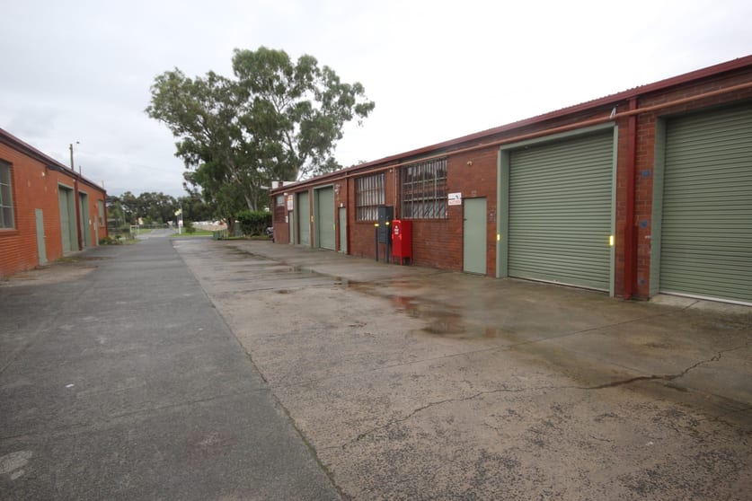 Click to view all images 3/229 Colchester Road Kilsyth VIC 3137 - Image 3