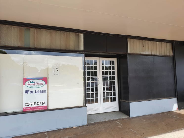 Click to view all images 17 Odessa St Granville QLD 4650 - Image 1