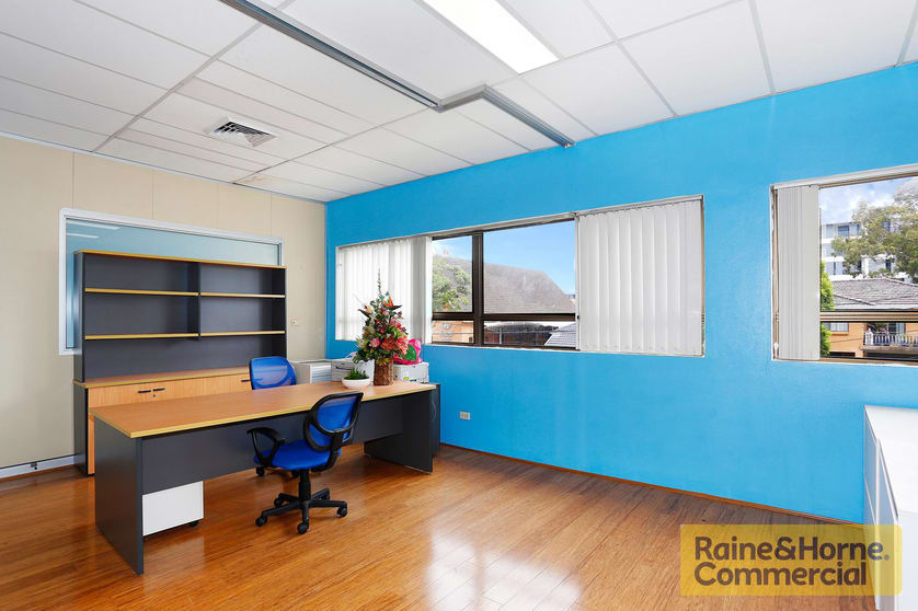 Click to view all images 2/47 Stanley Street Bankstown NSW 2200 - Image 3