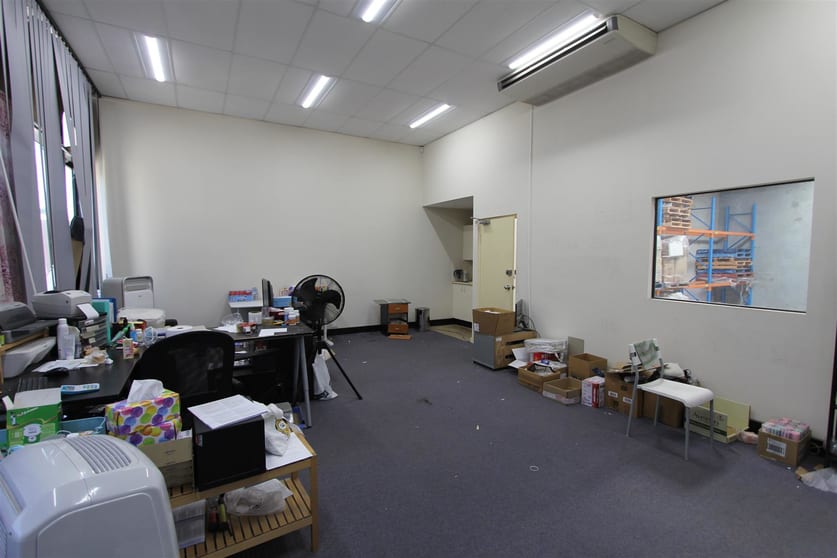 Click to view all images Unit 13/109A Bonds Road Punchbowl NSW 2196 - Image 2