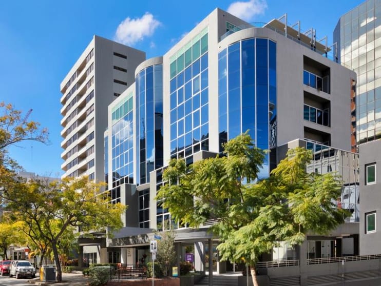 Click to view all images 15 Astor Terrace Spring Hill QLD 4000 - Image 1
