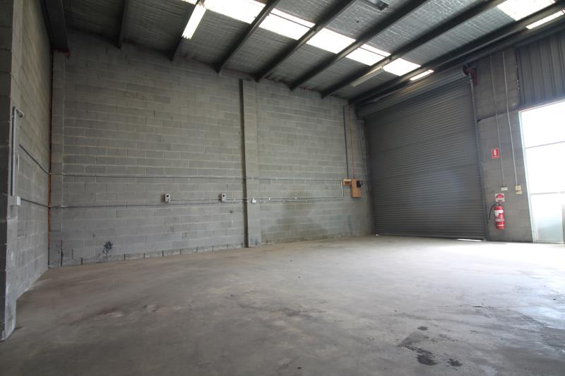 Click to view all images 12/17 Brooklyn Avenue Dandenong VIC 3175 - Image 3