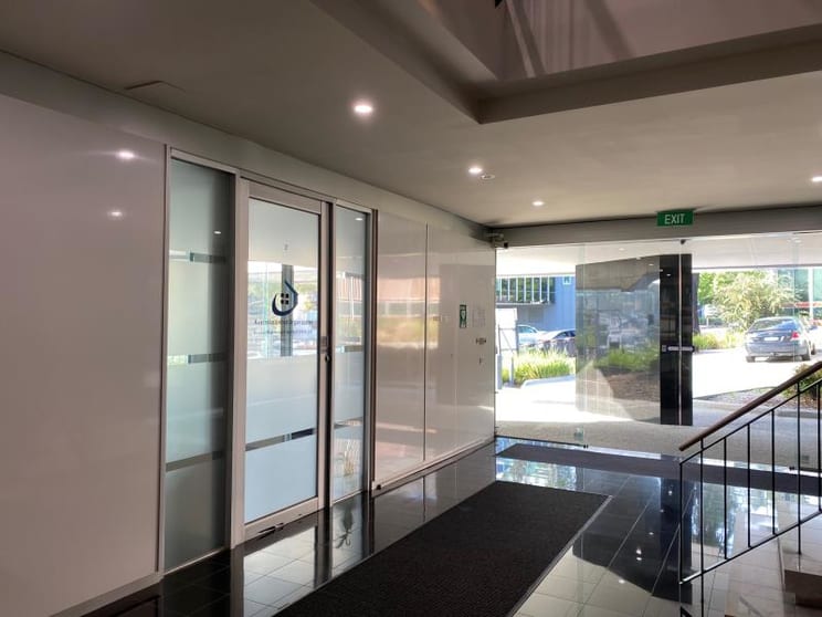 Click to view all images Suite/2/241 Blackburn Road Mount Waverley VIC 3149 - Image 2