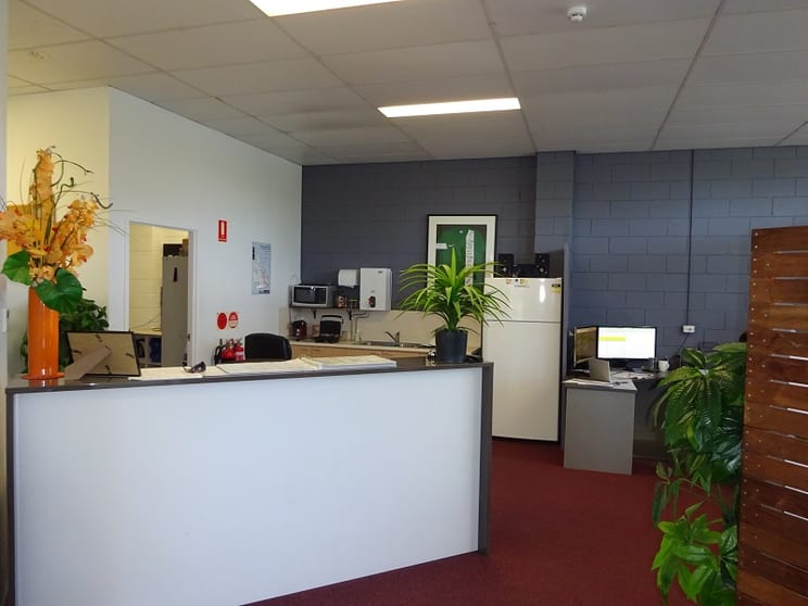 Click to view all images 21 Tavern Street Kirwan QLD 4817 - Image 2