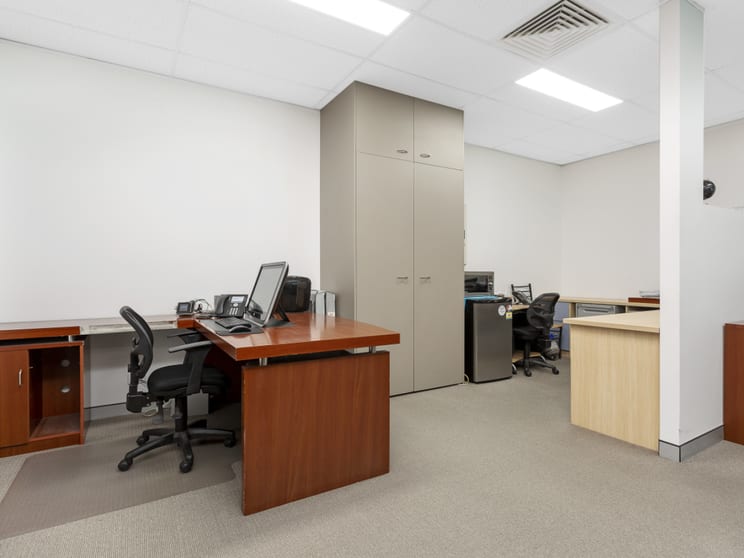 Click to view all images 3.09/10 Century Circuit Norwest NSW 2153 - Image 3