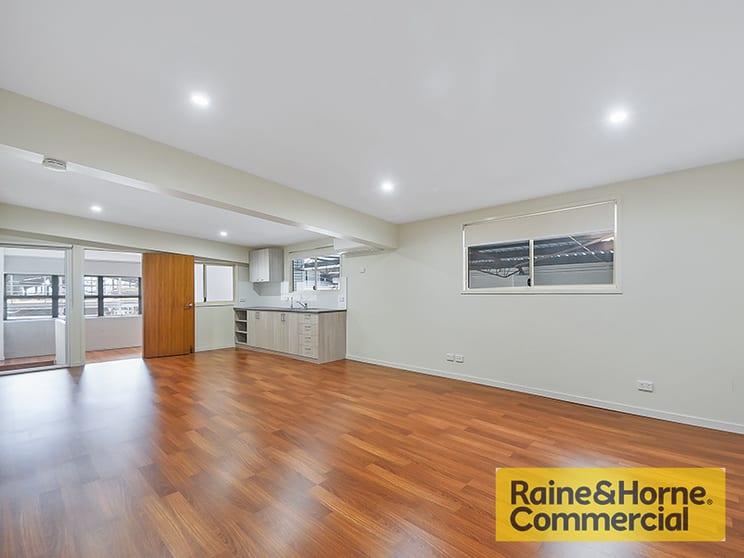 Click to view all images 34 Collingwood Street Albion QLD 4010 - Image 3