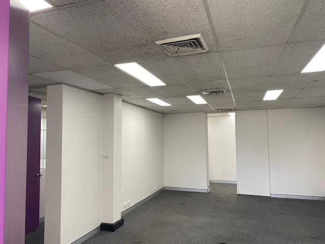 Click to view all images 2b/40 Raymond Street Bankstown NSW 2200 - Image 3