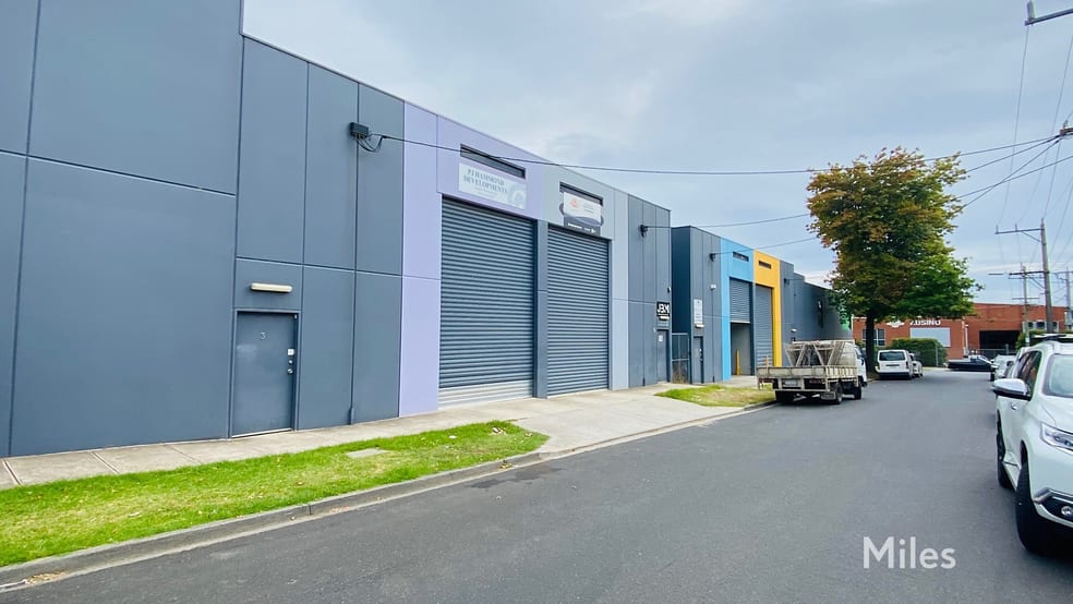 5 Vear Street Heidelberg West VIC 3081 - Image 1