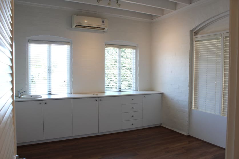 Click to view all images 8/33 Alexandra Street Hunters Hill NSW 2110 - Image 3