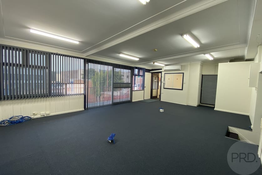 Click to view all images Level 1/379 High Street Penrith NSW 2750 - Image 2