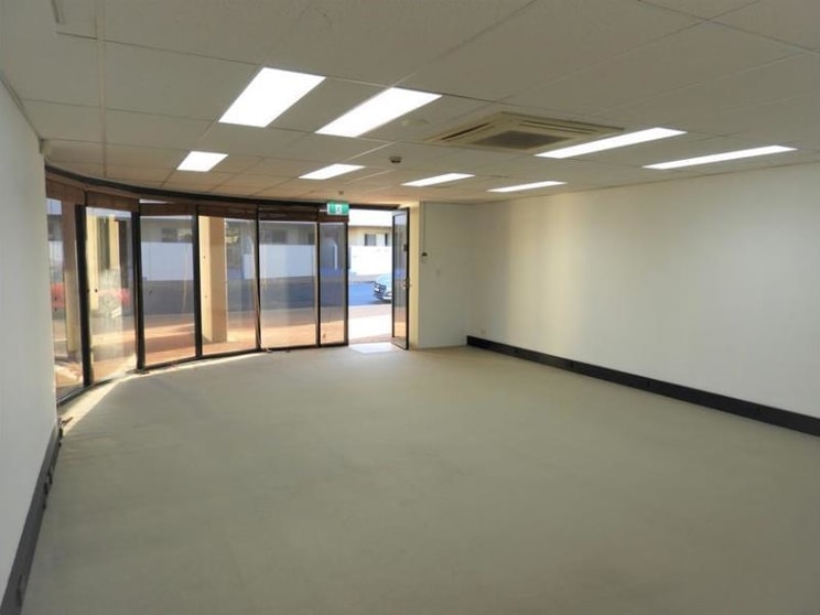 Click to view all images Narrabeen NSW 2101 - Image 3