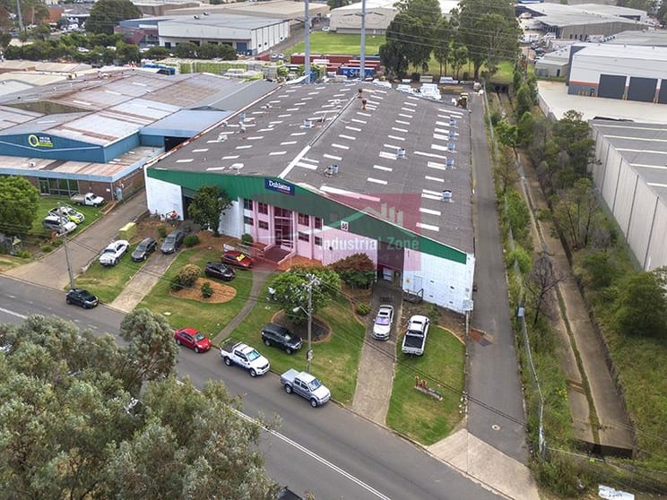 Click to view all images 55 Long Street Smithfield NSW 2164 - Image 1