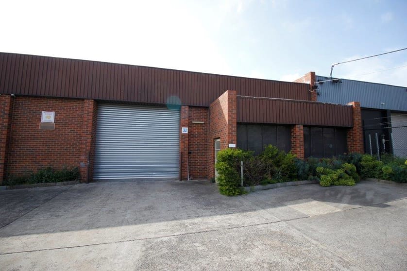 Click to view all images 32 Parkhurst Drive Knoxfield VIC 3180 - Image 2