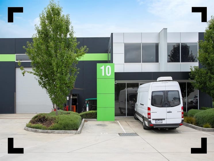 Click to view all images 10/23A Cook Road Mitcham VIC 3132 - Image 1