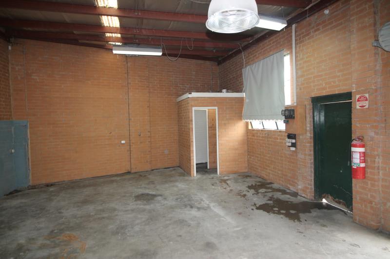 Click to view all images 4/13-15 Heart Street Dandenong VIC 3175 - Image 3