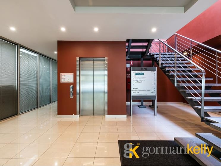 Click to view all images Suite 6/1175 Toorak Road Camberwell VIC 3124 - Image 2