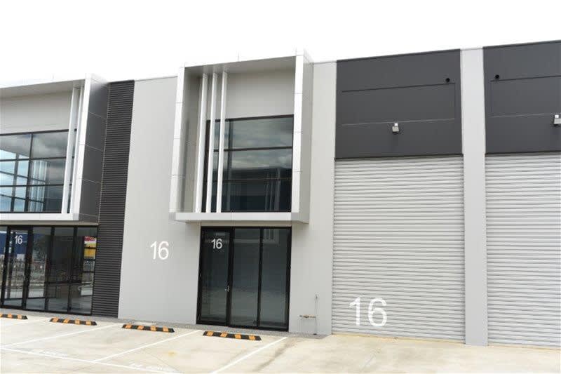 Click to view all images 16 Ginibi Drive Altona North VIC 3025 - Image 2