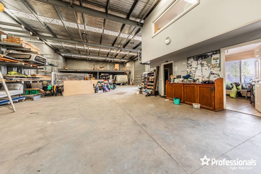 Click to view all images 22 Norton Drive Melton VIC 3337 - Image 3