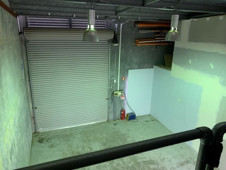 Click to view all images 8/9 Vale St Malaga WA 6090 - Image 2