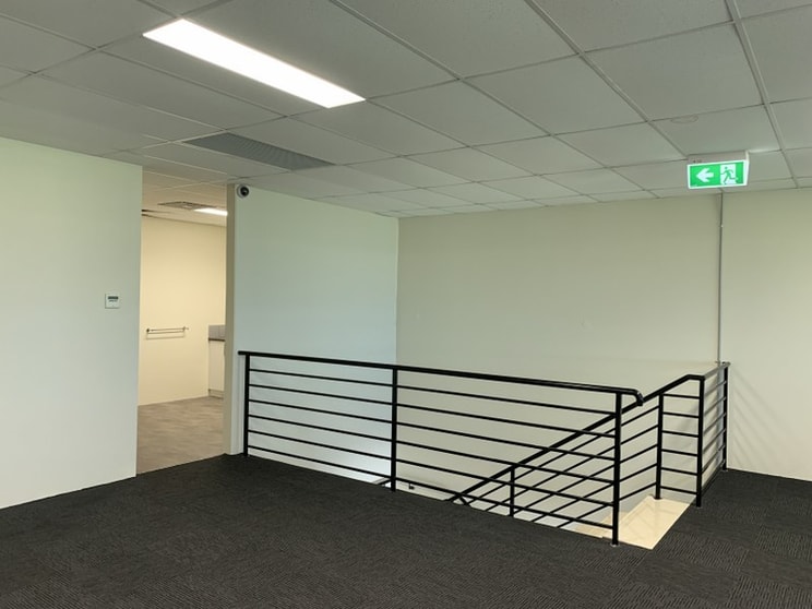 Click to view all images 2/305 Victoria Rd Malaga WA 6090 - Image 3
