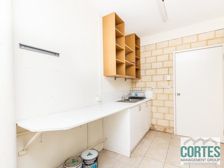 Click to view all images 3/52 Kent Street Cannington WA 6107 - Image 3