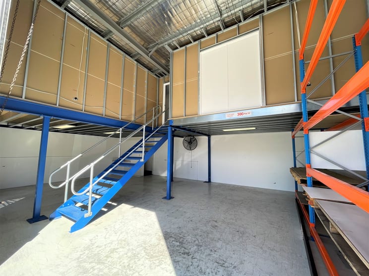 Click to view all images 23/13-15 Ellerslie Road Meadowbrook QLD 4131 - Image 2