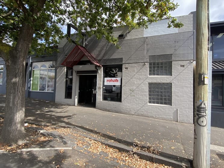 Click to view all images 2/128 Yarra Street Geelong VIC 3220 - Image 2