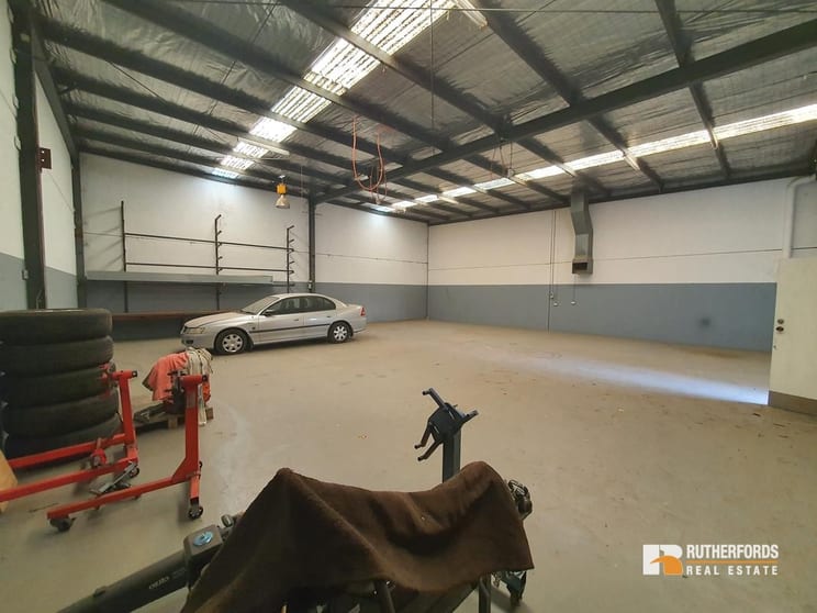 Click to view all images 3/36 Reid Street Ardeer VIC 3022 - Image 2