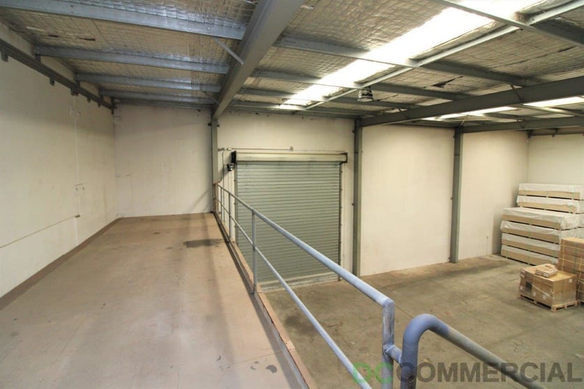 Click to view all images 2/5 Tradewinds Court Glenvale QLD 4350 - Image 3