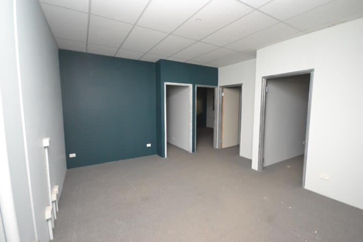 Click to view all images 5/385 Sevenoaks Street Beckenham WA 6107 - Image 3