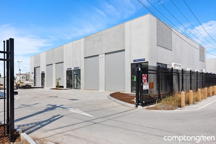 Click to view all images 10 McRobert Street Newport VIC 3015 - Image 1