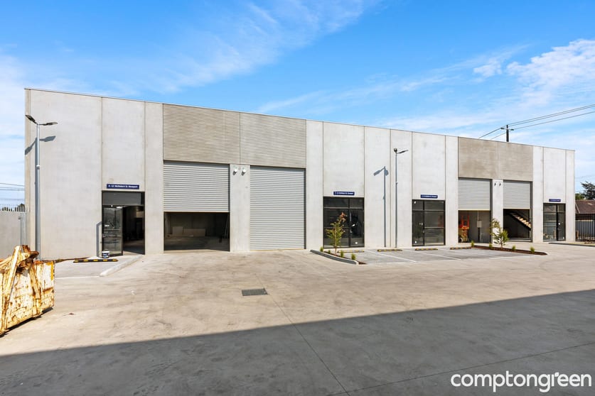 Click to view all images 10 McRobert Street Newport VIC 3015 - Image 3