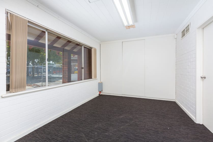 Click to view all images 149 Kensington Street East Perth WA 6004 - Image 3