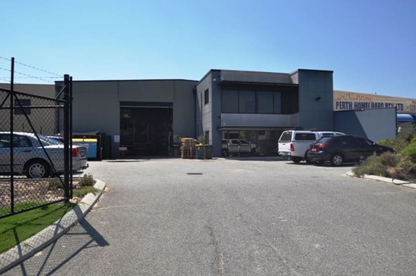 Click to view all images Malaga WA 6090 - Image 2
