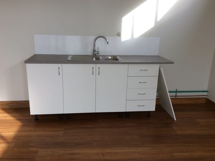 Click to view all images 3/470 Esplanade Torquay QLD 4655 - Image 3
