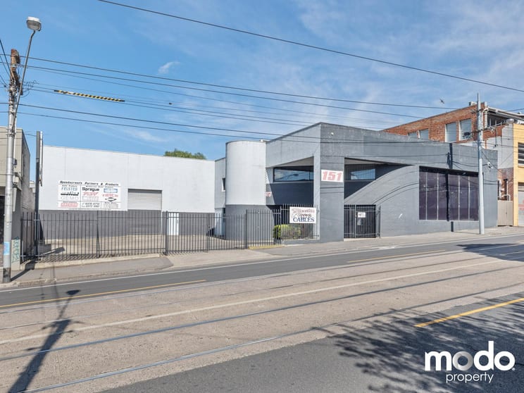 Click to view all images 151 Mt Alexander Road Flemington VIC 3031 - Image 3